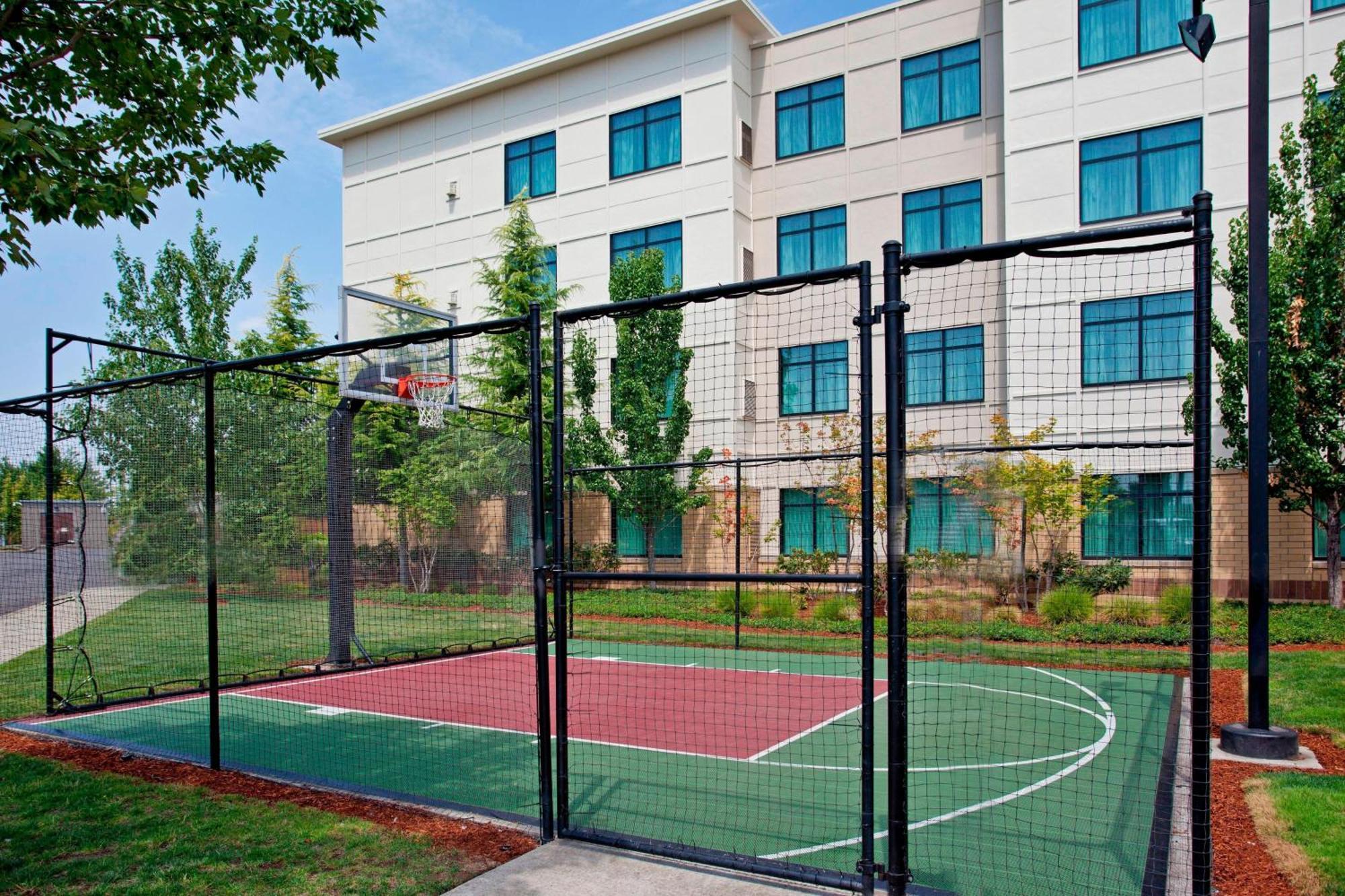 Residence Inn By Marriott Portland Airport At Cascade Station Экстерьер фото