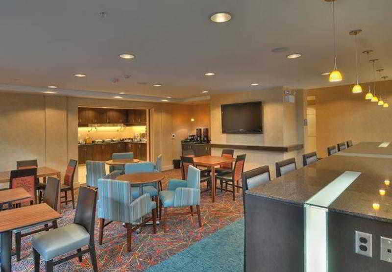 Residence Inn By Marriott Portland Airport At Cascade Station Экстерьер фото